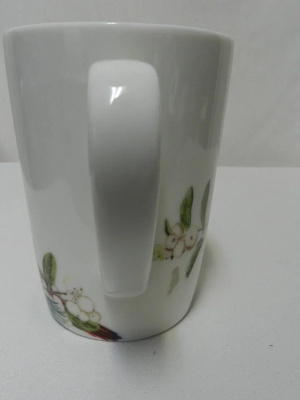Williams Sonoma Woodland Berry Red Cardinal Bird Christmas Mug Pine Cone